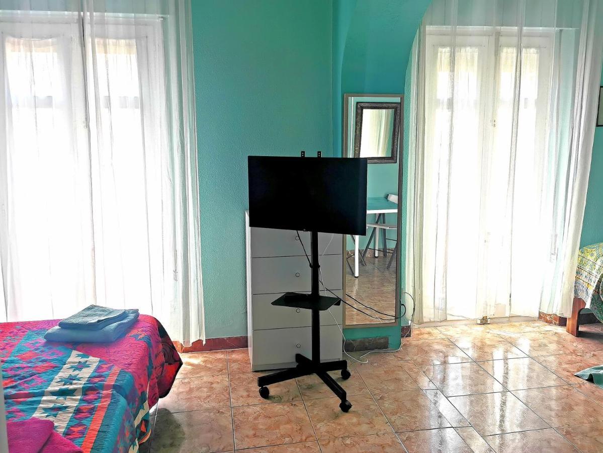 Casa Carolin Apartment Малага Екстериор снимка